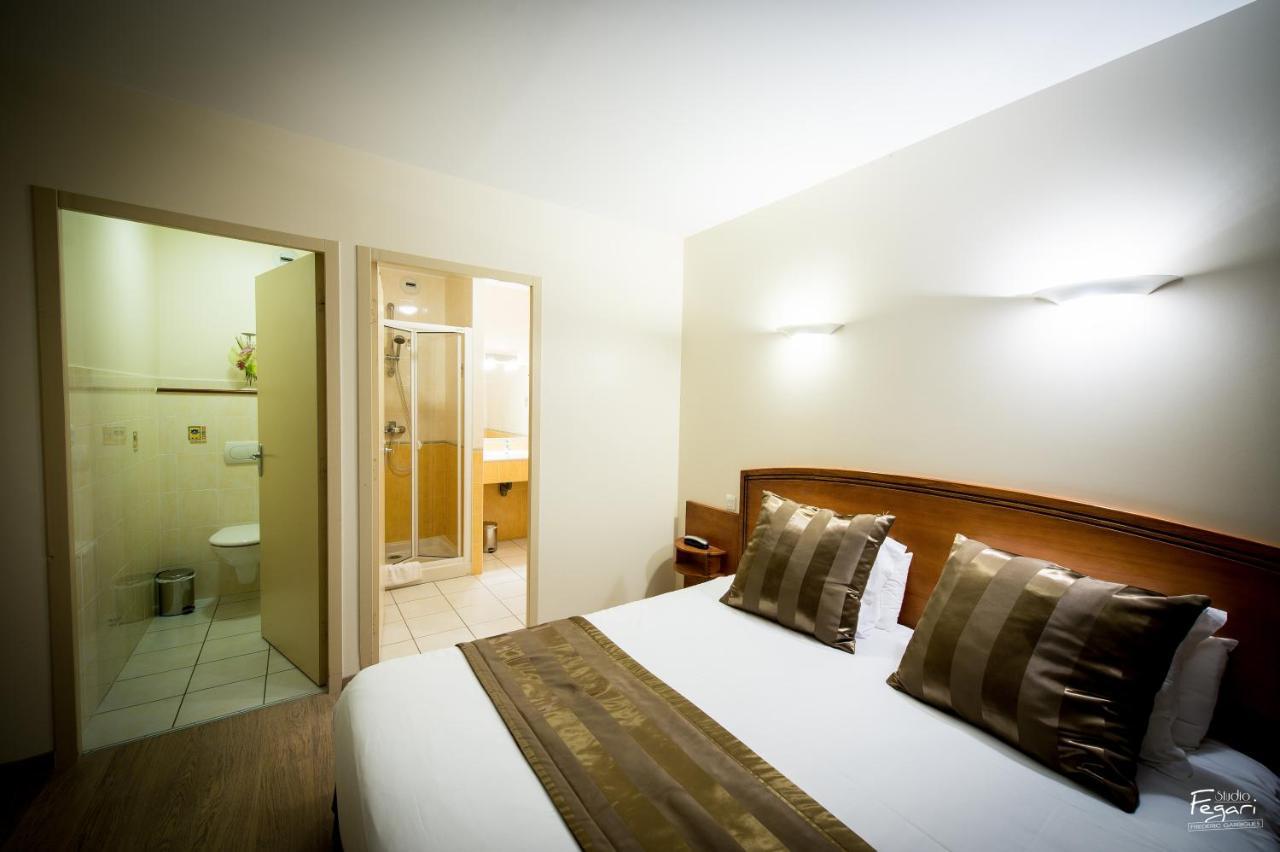 Le Lion D'or Hotel Saint-Geniez-dʼOlt