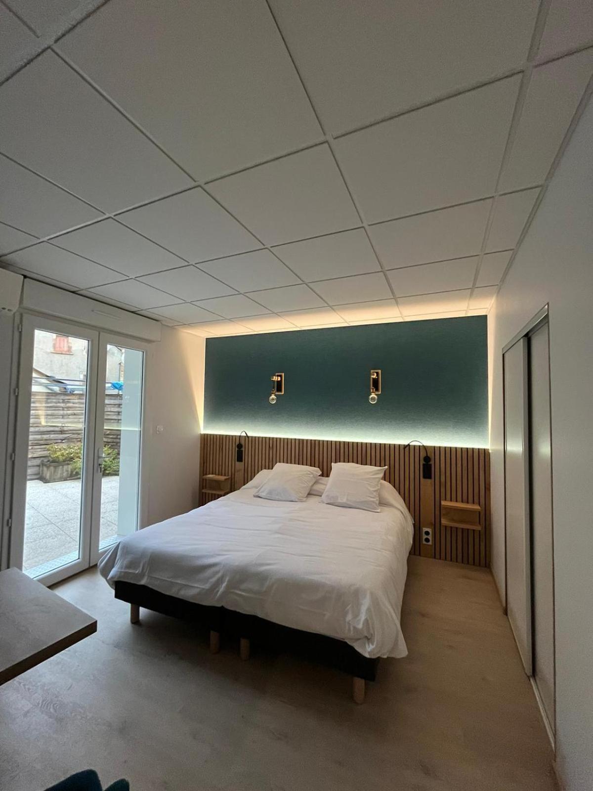 Hotel Le Lion D'or 3*